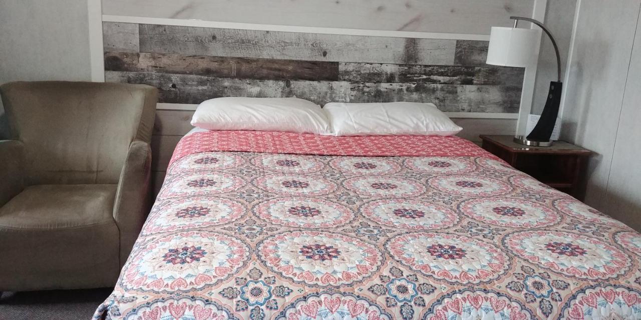 Sunset Motel Портаж Ла Прери Екстериор снимка